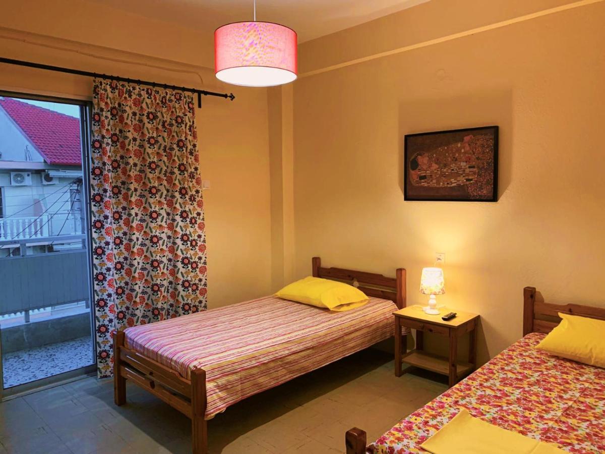 Nikol Apartments Olympiakí Aktí Dış mekan fotoğraf